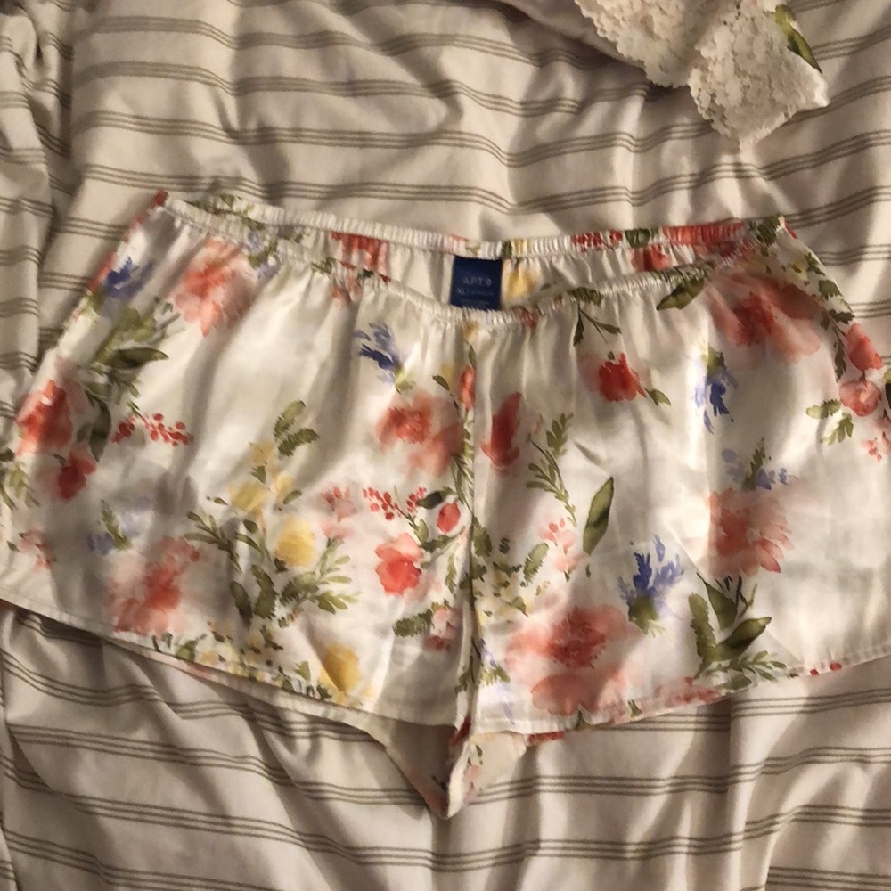 Pajama Set - image 5